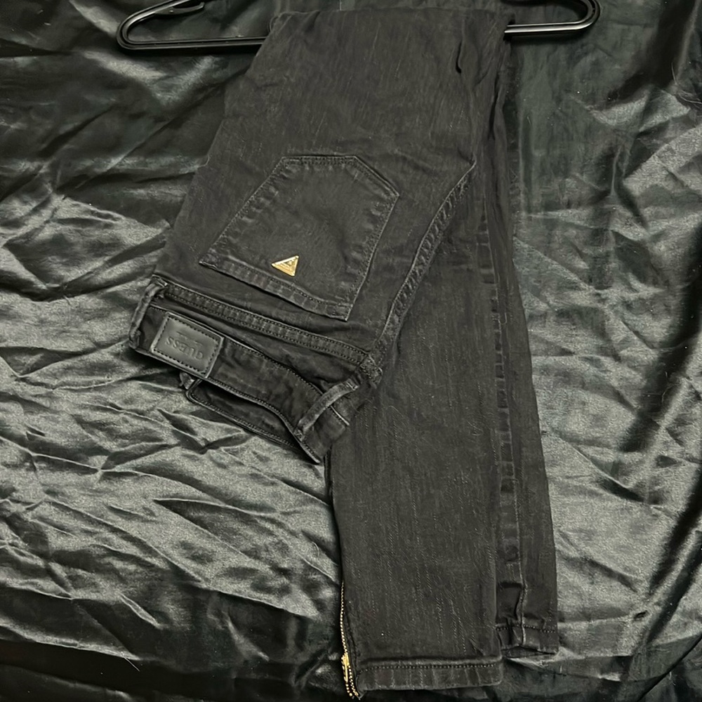 Guess skinny jeans-27 waist